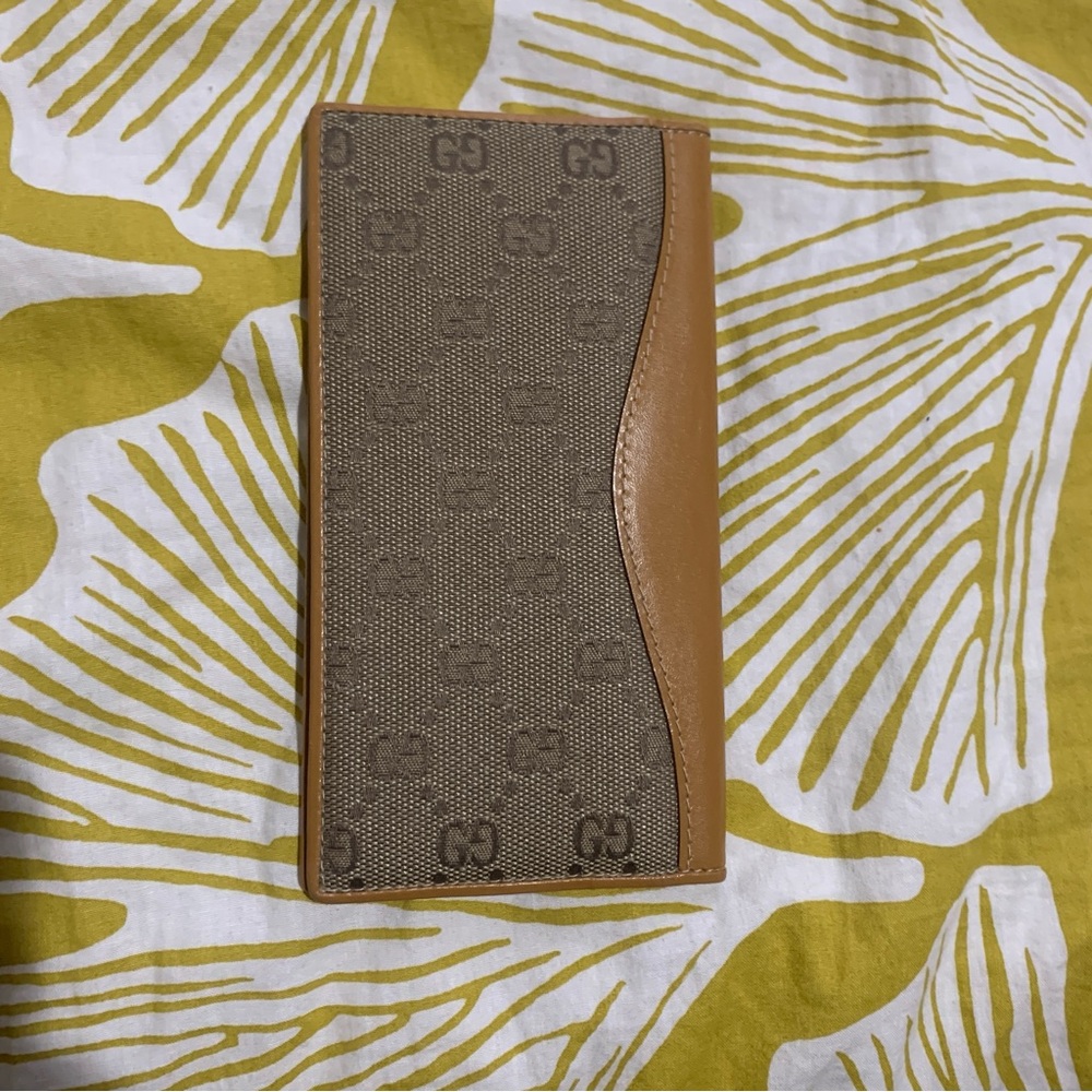 Gucci Checkbook Wallet - Picture 8 of 14